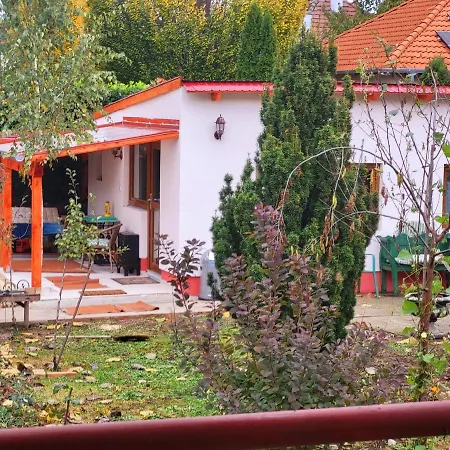 Apartment Secret Garden Apartman