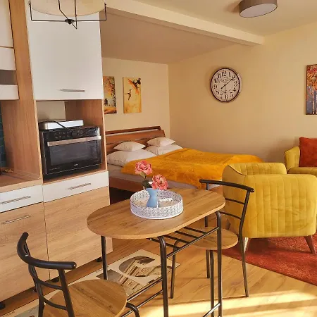 Secret Garden Apartman Apartment Budapest